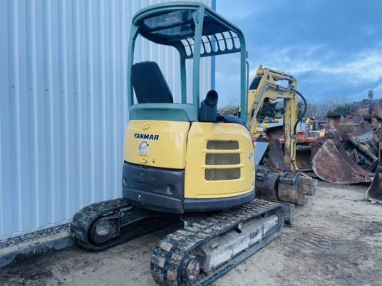 Yanmar VIO33 Canopy - Minikuormaaja: kuva Yanmar VIO33 Canopy - Minikuormaaja Yanmar VIO33 Canopy - Minikuormaaja: kuva Yanmar VIO33 Canopy - Minikuormaaja