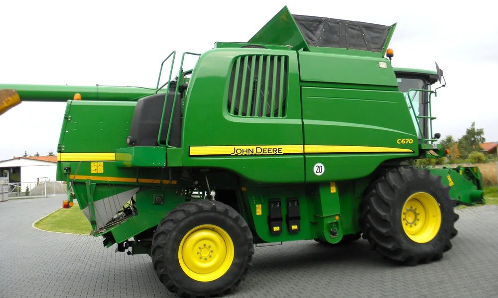 Leikkuupuimuri John Deere C 670 2008 Rok, heder 7,6m, 1900 mtg, Nie Malowany, Stan Idealny: kuva Leikkuupuimuri John Deere C 670 2008 Rok, heder 7,6m, 1900 mtg, Nie Malowany, Stan Idealny Leikkuupuimuri John Deere C 670 2008 Rok, heder 7,6m, 1900 mtg, Nie Malowany, Stan Idealny: kuva Leikkuupuimuri John Deere C 670 2008 Rok, heder 7,6m, 1900 mtg, Nie Malowany, Stan Idealny