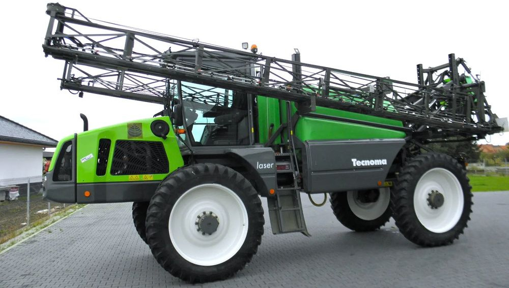 Tecnoma Laser 4240 2014 Rok, GPS, 36 M, Nie Malowany, Stan Bardzo Dobry - Kasvinsuojeluruisku: kuva  Tecnoma Laser 4240 2014 Rok, GPS, 36 M, Nie Malowany, Stan Bardzo Dobry - Kasvinsuojeluruisku Tecnoma Laser 4240 2014 Rok, GPS, 36 M, Nie Malowany, Stan Bardzo Dobry - Kasvinsuojeluruisku: kuva  Tecnoma Laser 4240 2014 Rok, GPS, 36 M, Nie Malowany, Stan Bardzo Dobry - Kasvinsuojeluruisku