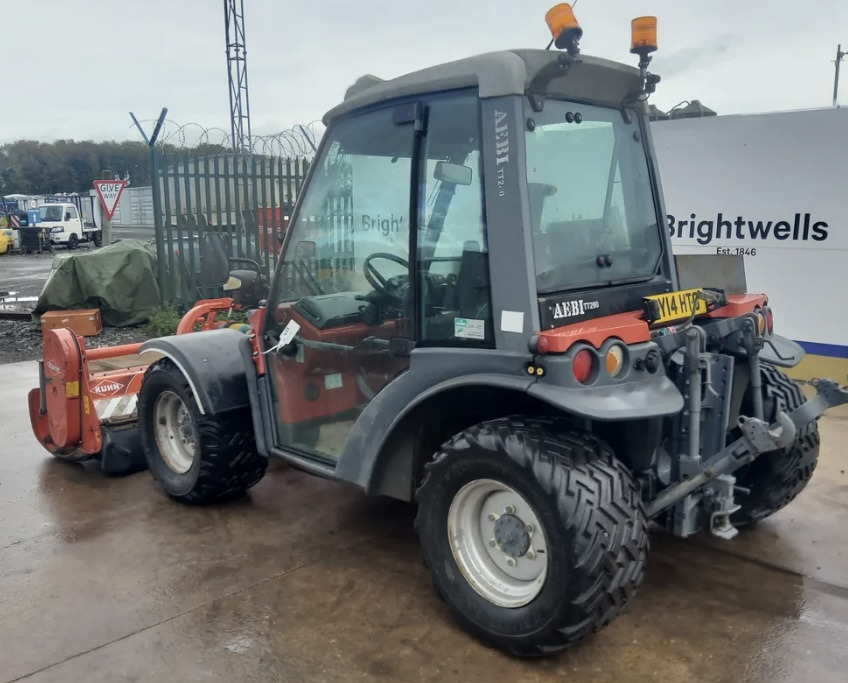 AEBI Tt280 tt 280 - Traktori: kuva AEBI Tt280 tt 280 - Traktori AEBI Tt280 tt 280 - Traktori: kuva AEBI Tt280 tt 280 - Traktori