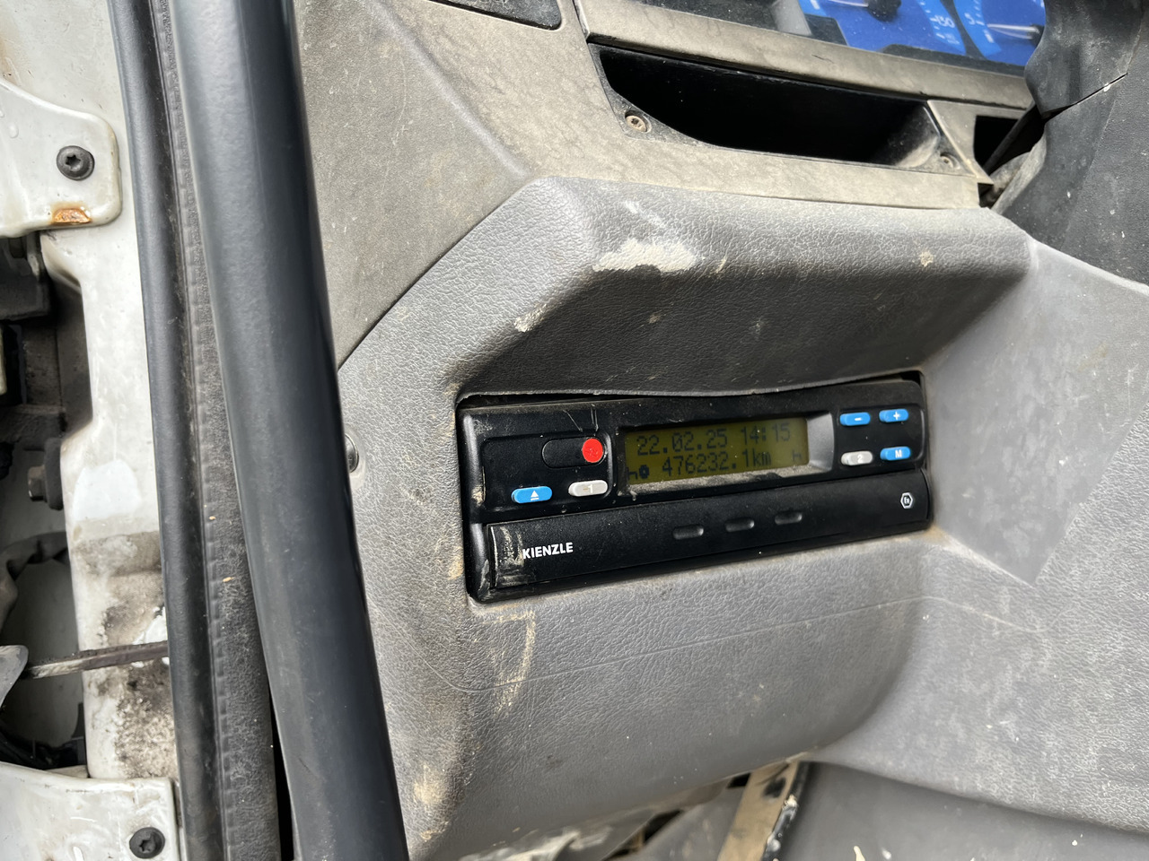 Leasing RENAULT Kerax 370dci 4x2 19T benne grue RENAULT Kerax 370dci 4x2 19T benne grue: kuva Leasing RENAULT Kerax 370dci 4x2 19T benne grue RENAULT Kerax 370dci 4x2 19T benne grue