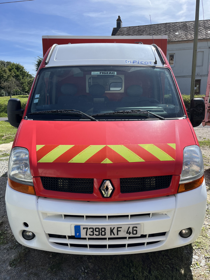 RENAULT Master 2L5 dci120cv - Ambulanssi: kuva RENAULT Master 2L5 dci120cv - Ambulanssi RENAULT Master 2L5 dci120cv - Ambulanssi: kuva RENAULT Master 2L5 dci120cv - Ambulanssi