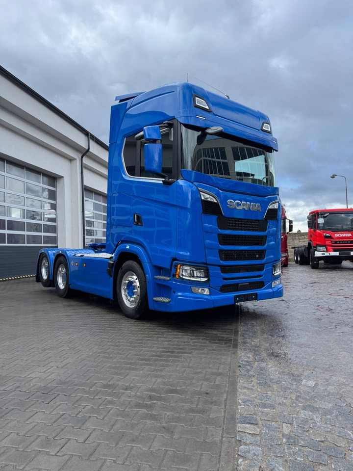 Scania S660 V8 - Vetopöytäauto: kuva Scania S660 V8 - Vetopöytäauto Scania S660 V8 - Vetopöytäauto: kuva Scania S660 V8 - Vetopöytäauto
