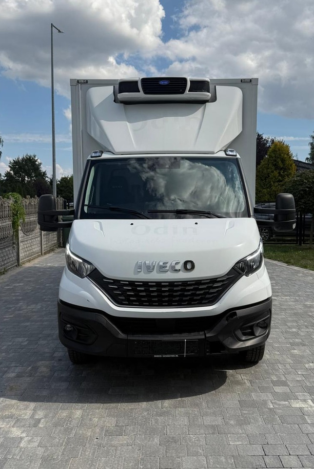 IVECO 40C18 BE COMBI – chłodnia z windą, kat. B+E, polift, 2019 rok - Kylmäauto: kuva IVECO 40C18 BE COMBI – chłodnia z windą, kat. B+E, polift, 2019 rok - Kylmäauto IVECO 40C18 BE COMBI – chłodnia z windą, kat. B+E, polift, 2019 rok - Kylmäauto: kuva IVECO 40C18 BE COMBI – chłodnia z windą, kat. B+E, polift, 2019 rok - Kylmäauto