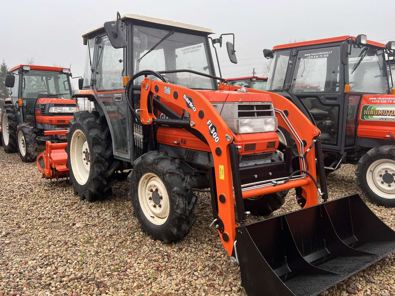 Kubota GL27 - Pientraktori: kuva Kubota GL27 - Pientraktori Kubota GL27 - Pientraktori: kuva Kubota GL27 - Pientraktori
