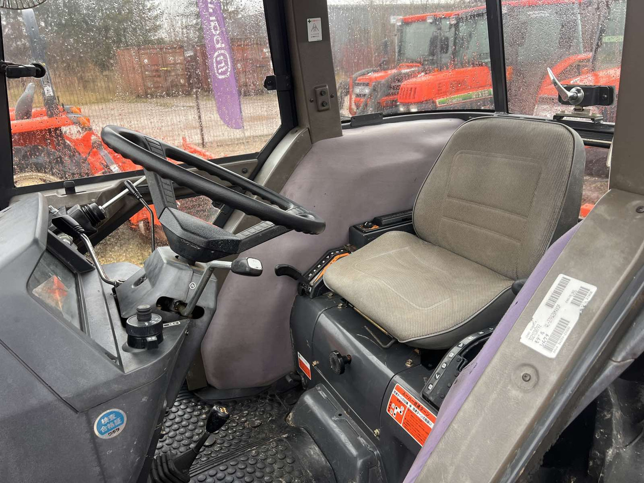 Kubota GL27 - Pientraktori: kuva Kubota GL27 - Pientraktori Kubota GL27 - Pientraktori: kuva Kubota GL27 - Pientraktori