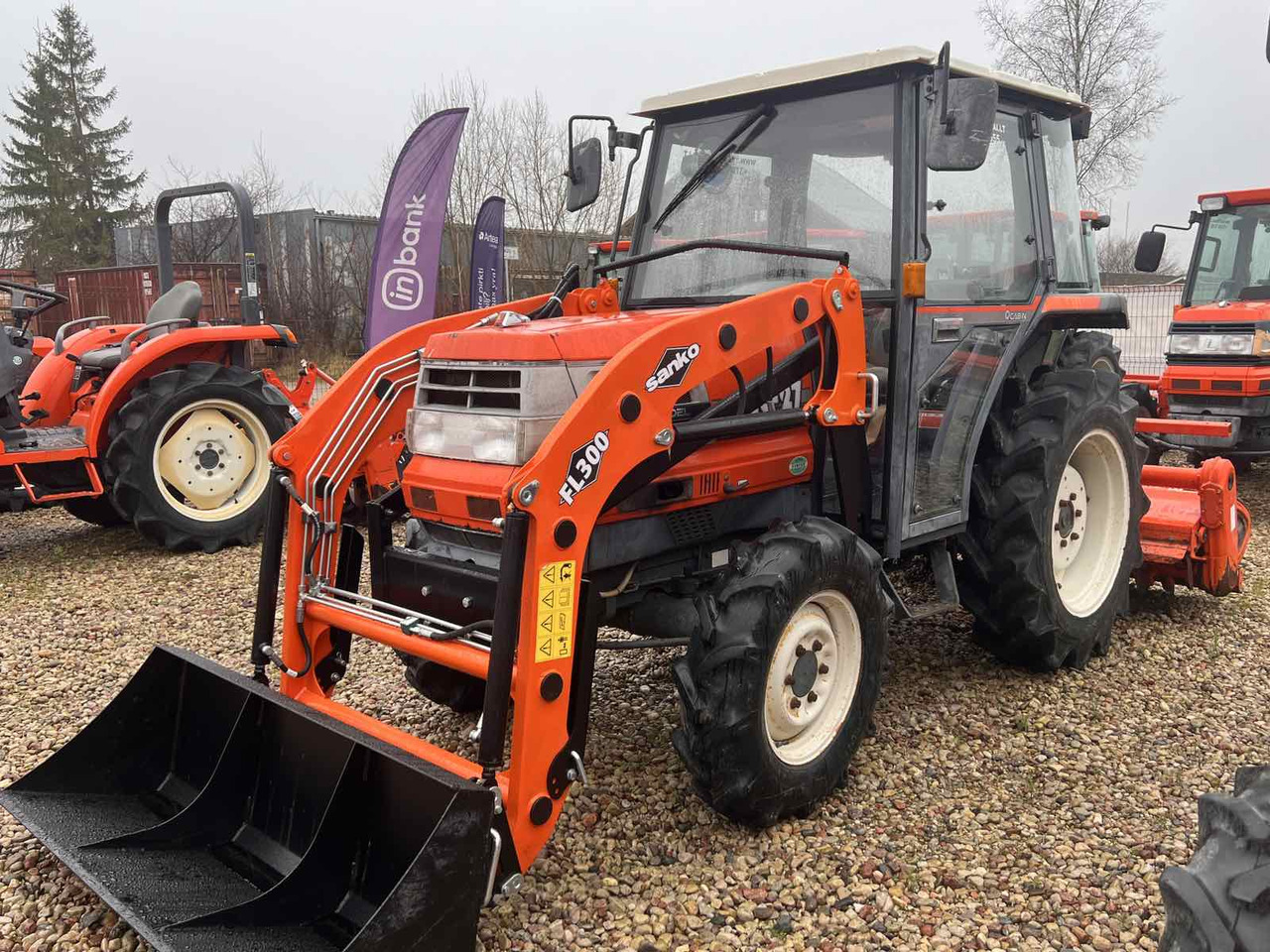 Kubota GL27 - Pientraktori: kuva Kubota GL27 - Pientraktori Kubota GL27 - Pientraktori: kuva Kubota GL27 - Pientraktori
