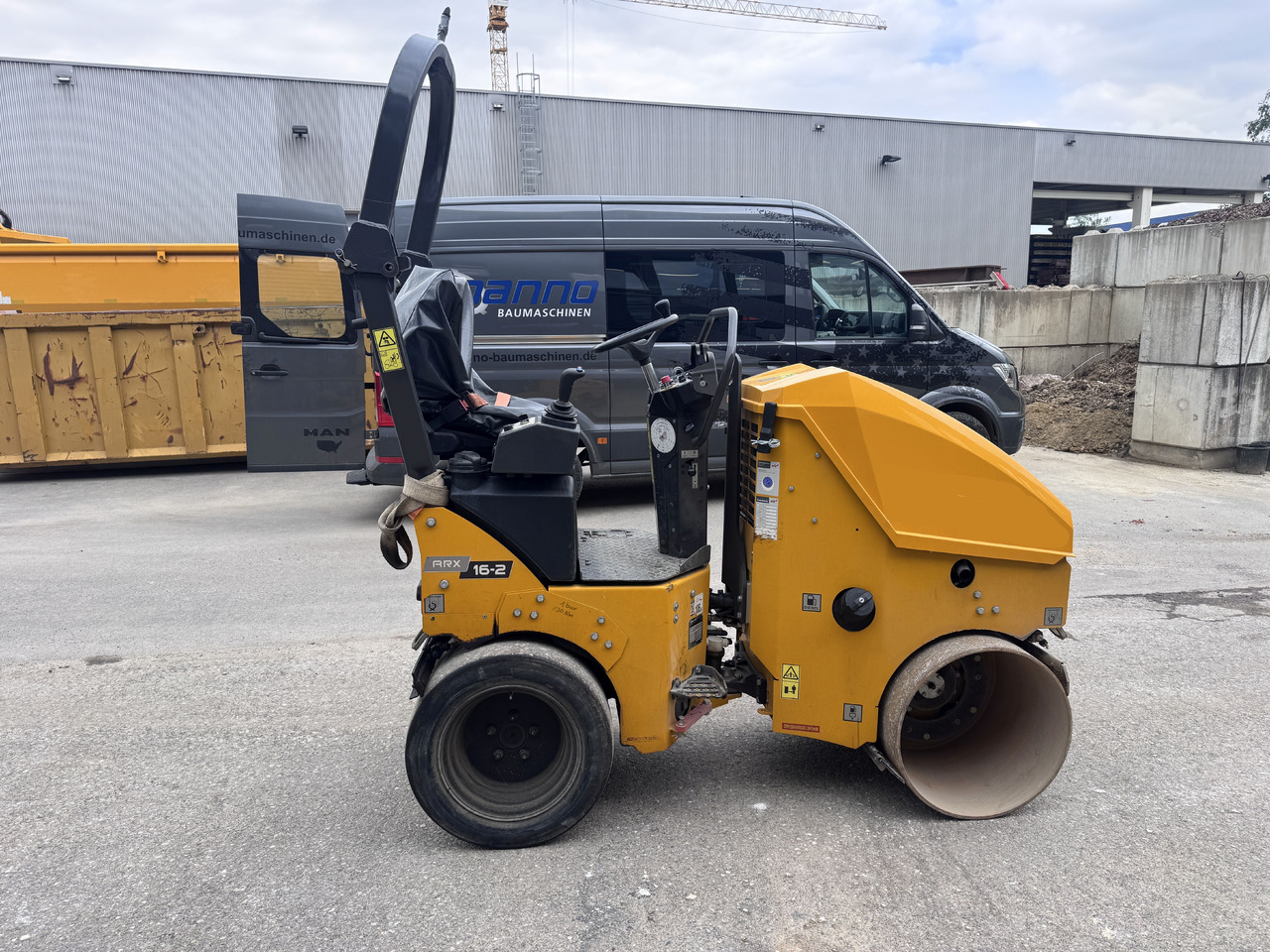 AMMANN ARX 16-2 C - Yhdistelmäjyrä: kuva AMMANN ARX 16-2 C - Yhdistelmäjyrä AMMANN ARX 16-2 C - Yhdistelmäjyrä: kuva AMMANN ARX 16-2 C - Yhdistelmäjyrä