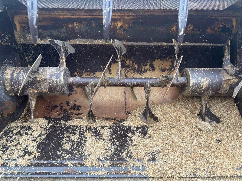 EMILY MELODIS 3,4M3 - Seosrehuvaunu: kuva EMILY MELODIS 3,4M3 - Seosrehuvaunu EMILY MELODIS 3,4M3 - Seosrehuvaunu: kuva EMILY MELODIS 3,4M3 - Seosrehuvaunu