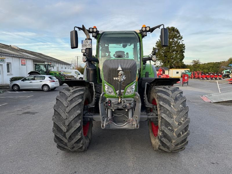 FENDT 720 PROFI PLUS - Traktori: kuva FENDT 720 PROFI PLUS - Traktori FENDT 720 PROFI PLUS - Traktori: kuva FENDT 720 PROFI PLUS - Traktori