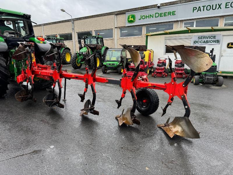 GREGOIRE BESSON RC47 - Aura: kuva GREGOIRE BESSON RC47 - Aura GREGOIRE BESSON RC47 - Aura: kuva GREGOIRE BESSON RC47 - Aura