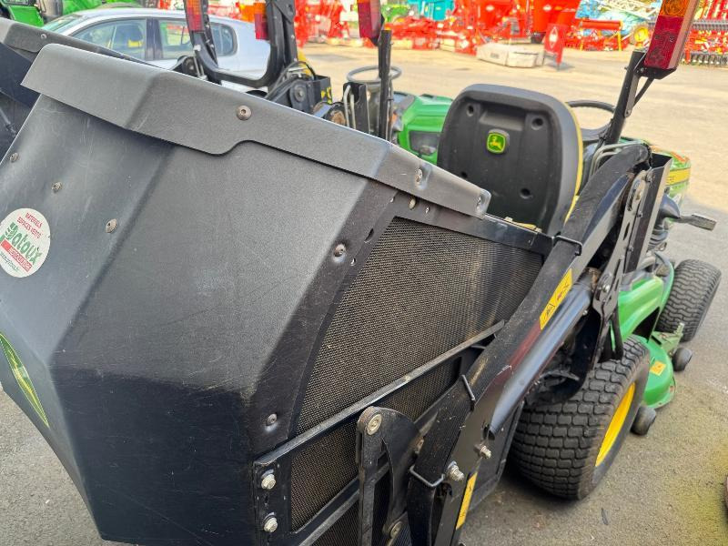 JOHN DEERE X950R 48 BH - Ruohonleikkuri: kuva JOHN DEERE X950R 48 BH - Ruohonleikkuri JOHN DEERE X950R 48 BH - Ruohonleikkuri: kuva JOHN DEERE X950R 48 BH - Ruohonleikkuri