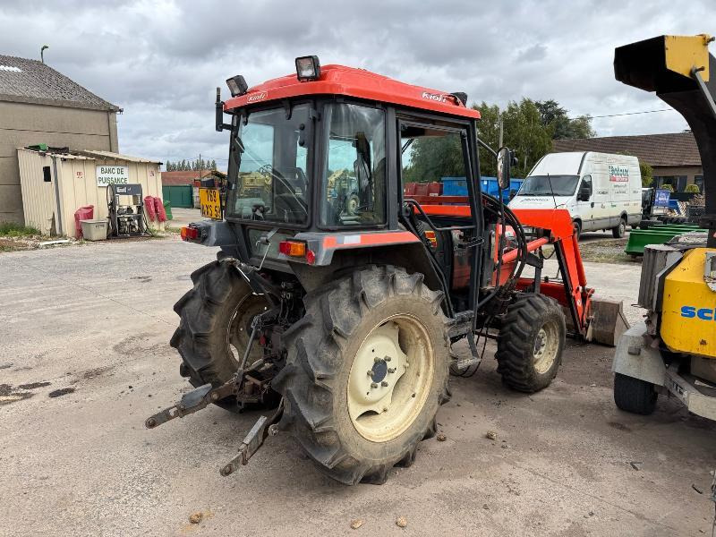 KIOTI DK45C - Traktori: kuva KIOTI DK45C - Traktori KIOTI DK45C - Traktori: kuva KIOTI DK45C - Traktori