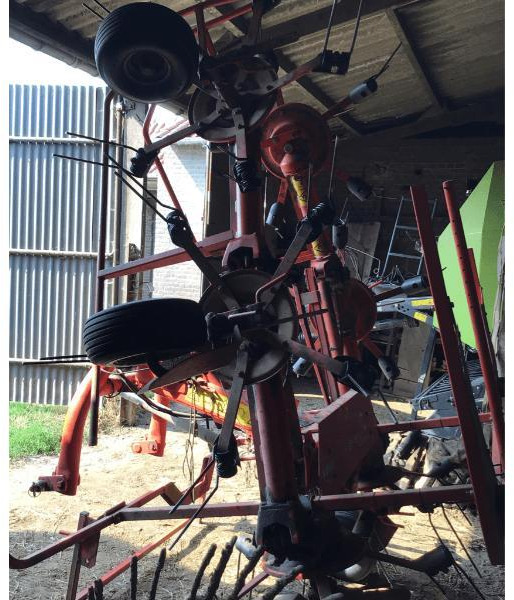 KUHN GF5801 - Pöyhin: kuva KUHN GF5801 - Pöyhin KUHN GF5801 - Pöyhin: kuva KUHN GF5801 - Pöyhin
