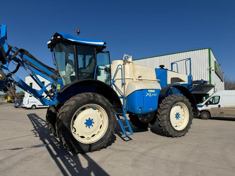 MATROT XENON 4300 - Itsekulkeva kasvinsuojeluruisku: kuva MATROT XENON 4300 - Itsekulkeva kasvinsuojeluruisku MATROT XENON 4300 - Itsekulkeva kasvinsuojeluruisku: kuva MATROT XENON 4300 - Itsekulkeva kasvinsuojeluruisku