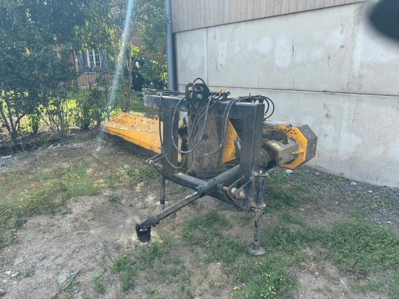 MUTHING MU/MS-180 - Piennarmurskain: kuva MUTHING MU/MS-180 - Piennarmurskain MUTHING MU/MS-180 - Piennarmurskain: kuva MUTHING MU/MS-180 - Piennarmurskain