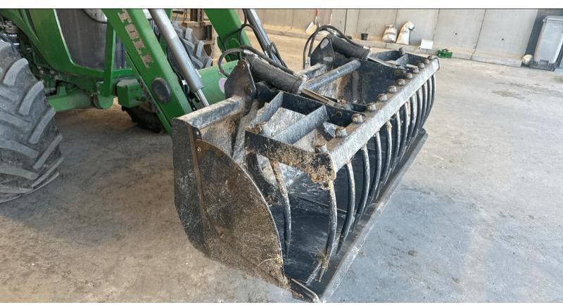 STOLL FZ10.1 - Traktori - etukuormain: kuva STOLL FZ10.1 - Traktori - etukuormain STOLL FZ10.1 - Traktori - etukuormain: kuva STOLL FZ10.1 - Traktori - etukuormain