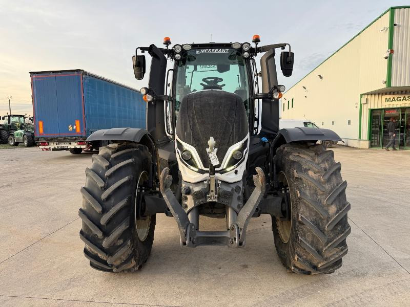 VALTRA T175 - Traktori: kuva VALTRA T175 - Traktori VALTRA T175 - Traktori: kuva VALTRA T175 - Traktori