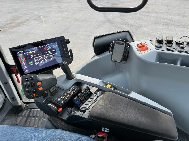 Leasing VALTRA T175 VALTRA T175: kuva Leasing VALTRA T175 VALTRA T175 Leasing VALTRA T175 VALTRA T175: kuva Leasing VALTRA T175 VALTRA T175
