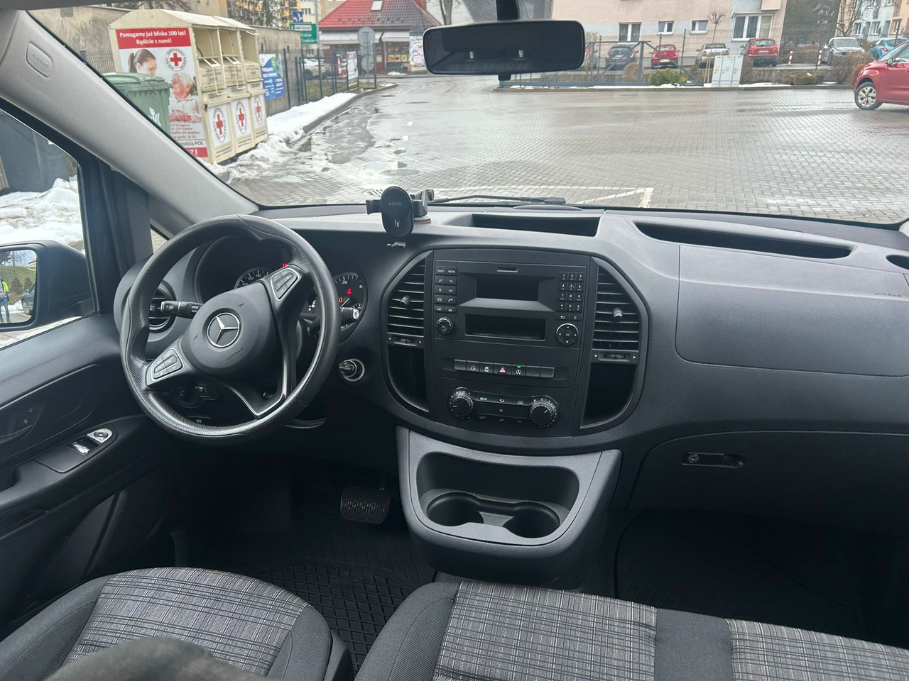 Mercedes-Benz VITO TOURER - Pikkubussi: kuva Mercedes-Benz VITO TOURER - Pikkubussi Mercedes-Benz VITO TOURER - Pikkubussi: kuva Mercedes-Benz VITO TOURER - Pikkubussi