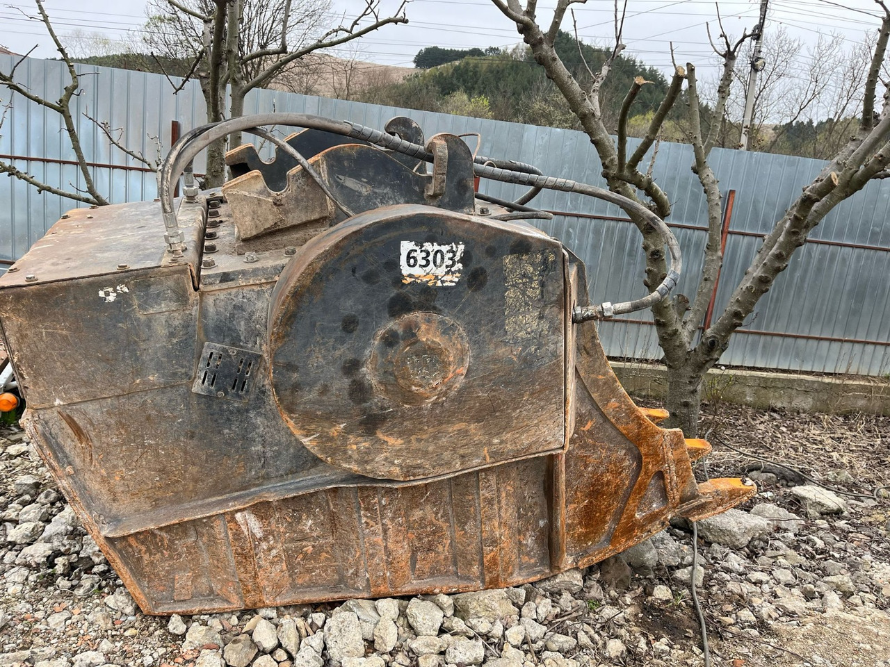 BM BF 90.3 Crusher bucket - Kauha - Rakennuskoneet: kuva BM BF 90.3 Crusher bucket - Kauha - Rakennuskoneet BM BF 90.3 Crusher bucket - Kauha - Rakennuskoneet: kuva BM BF 90.3 Crusher bucket - Kauha - Rakennuskoneet