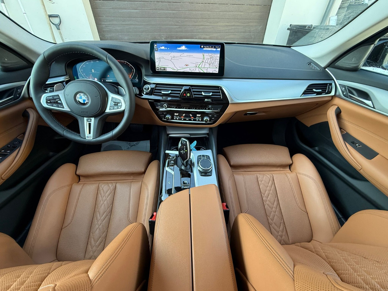BMW 520D MILDHYBRID - Sedan: kuva BMW 520D MILDHYBRID - Sedan BMW 520D MILDHYBRID - Sedan: kuva BMW 520D MILDHYBRID - Sedan