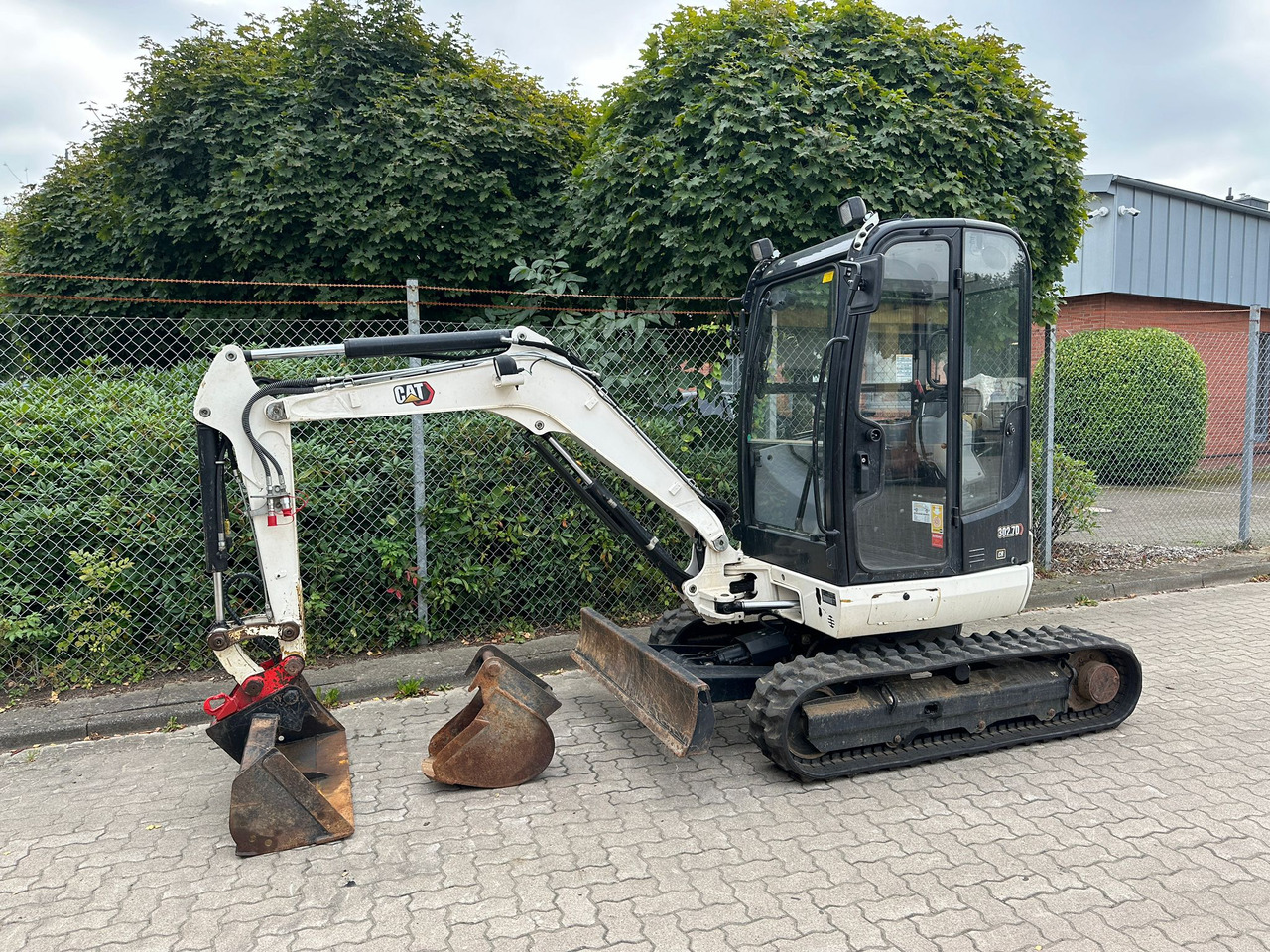 CAT 302.7 DCR Mini excavator, 2 Buckets, TOP !!! - Minikuormaaja: kuva CAT 302.7 DCR Mini excavator, 2 Buckets, TOP !!! - Minikuormaaja CAT 302.7 DCR Mini excavator, 2 Buckets, TOP !!! - Minikuormaaja: kuva CAT 302.7 DCR Mini excavator, 2 Buckets, TOP !!! - Minikuormaaja