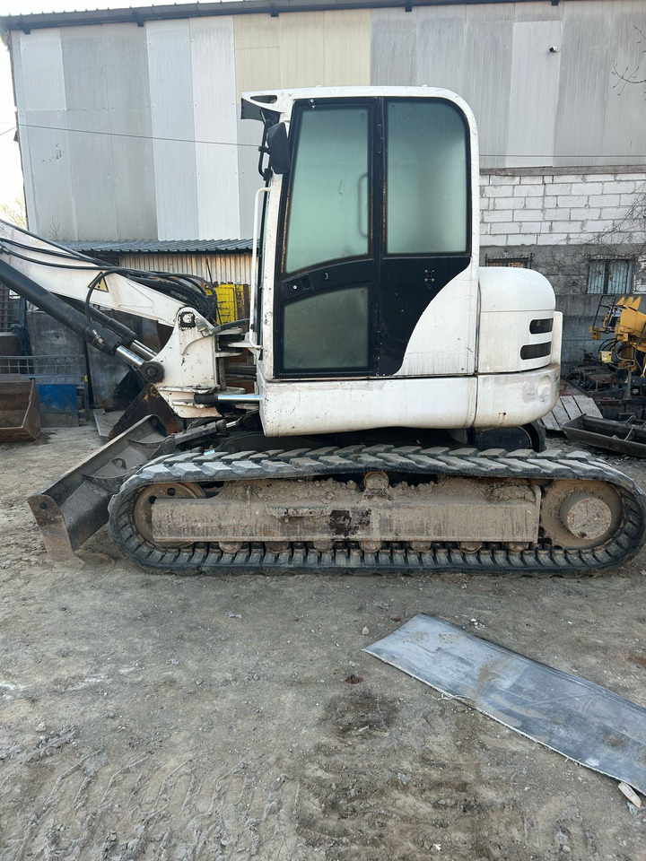 Excavator Terex TC 125 - Telakaivukone: kuva Excavator Terex TC 125 - Telakaivukone Excavator Terex TC 125 - Telakaivukone: kuva Excavator Terex TC 125 - Telakaivukone