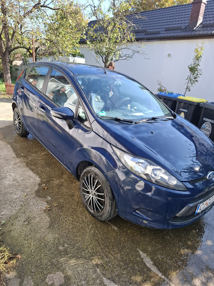 Ford Fiesta - Sedan: kuva Ford Fiesta - Sedan Ford Fiesta - Sedan: kuva Ford Fiesta - Sedan