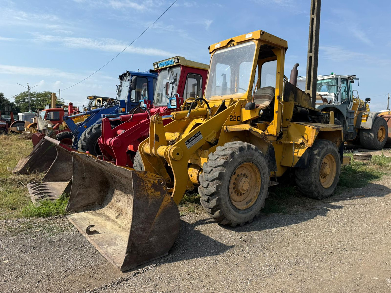 HANOMAG 22C FRONT LOADER - Pyöräkuormaaja: kuva HANOMAG 22C FRONT LOADER - Pyöräkuormaaja HANOMAG 22C FRONT LOADER - Pyöräkuormaaja: kuva HANOMAG 22C FRONT LOADER - Pyöräkuormaaja