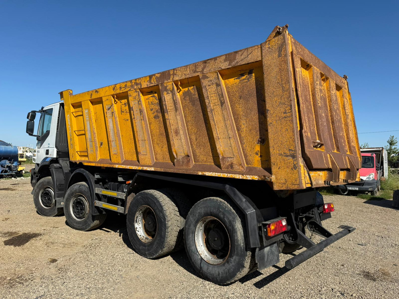 IVECO TRAKKER TIPPER - Kippiauto kuorma-auto: kuva  IVECO TRAKKER TIPPER - Kippiauto kuorma-auto IVECO TRAKKER TIPPER - Kippiauto kuorma-auto: kuva  IVECO TRAKKER TIPPER - Kippiauto kuorma-auto