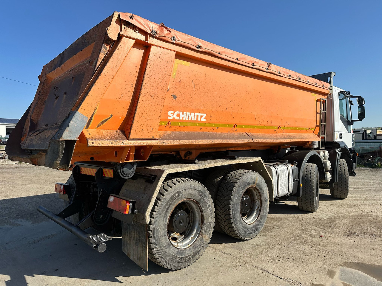 Iveco Trakker Tipper - Kippiauto kuorma-auto: kuva Iveco Trakker Tipper - Kippiauto kuorma-auto Iveco Trakker Tipper - Kippiauto kuorma-auto: kuva Iveco Trakker Tipper - Kippiauto kuorma-auto