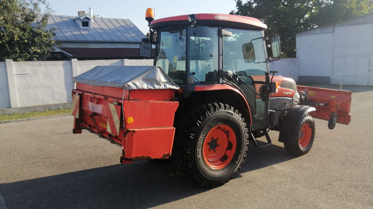 KUBOTA L4240 Narrow spaces tractor/vineyard/fruit tree/communal, TOP ! - Traktori: kuva KUBOTA L4240 Narrow spaces tractor/vineyard/fruit tree/communal, TOP ! - Traktori KUBOTA L4240 Narrow spaces tractor/vineyard/fruit tree/communal, TOP ! - Traktori: kuva KUBOTA L4240 Narrow spaces tractor/vineyard/fruit tree/communal, TOP ! - Traktori