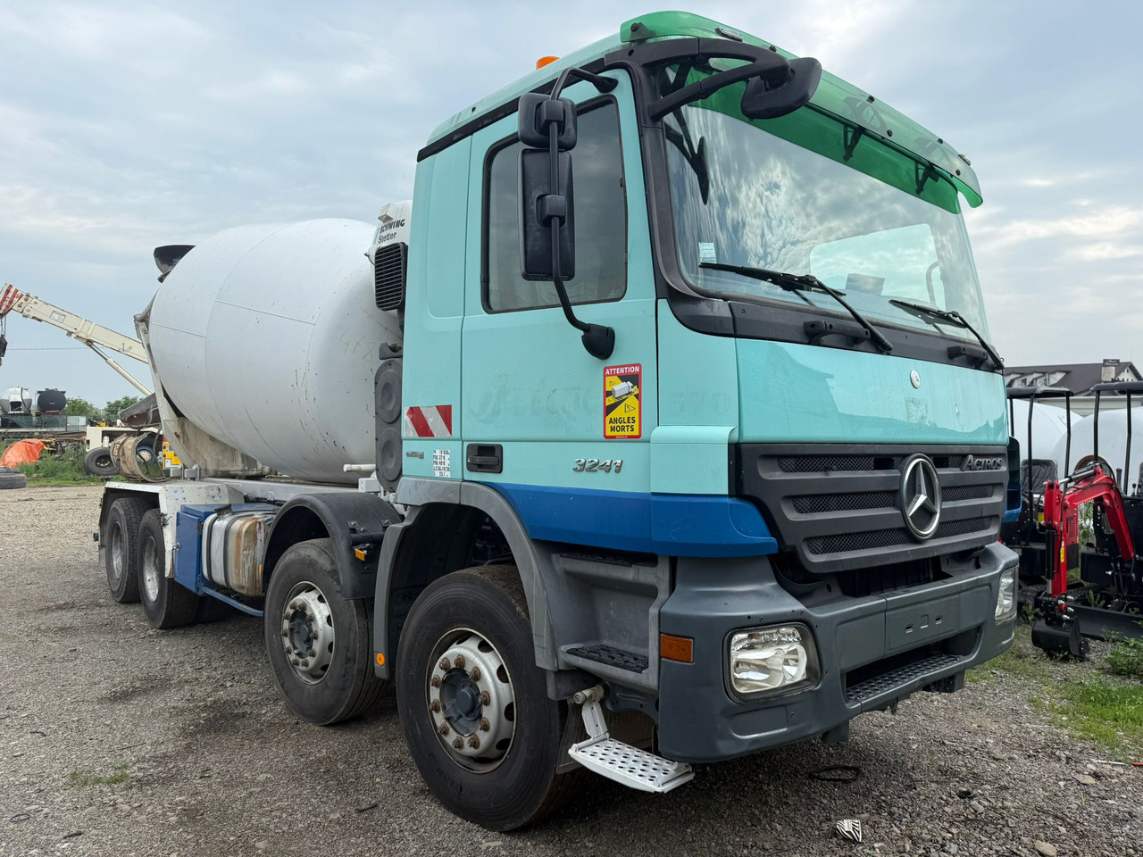 MERCEDES BENZ 3241 CONCRETE MIXER - Betoniauto: kuva MERCEDES BENZ 3241 CONCRETE MIXER - Betoniauto MERCEDES BENZ 3241 CONCRETE MIXER - Betoniauto: kuva MERCEDES BENZ 3241 CONCRETE MIXER - Betoniauto