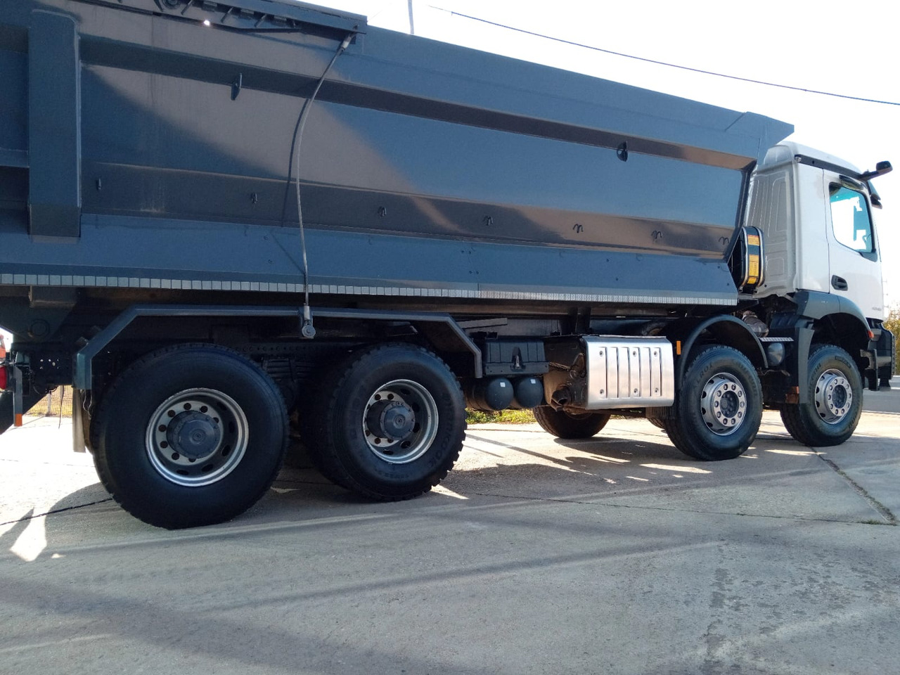 Mercedes-Benz Arocs 42.40 8×4 Basculanta/Tipper/Kipper Heavy Duty, TOP !!! - Kippiauto kuorma-auto: kuva  Mercedes-Benz Arocs 42.40 8×4 Basculanta/Tipper/Kipper Heavy Duty, TOP !!! - Kippiauto kuorma-auto Mercedes-Benz Arocs 42.40 8×4 Basculanta/Tipper/Kipper Heavy Duty, TOP !!! - Kippiauto kuorma-auto: kuva  Mercedes-Benz Arocs 42.40 8×4 Basculanta/Tipper/Kipper Heavy Duty, TOP !!! - Kippiauto kuorma-auto