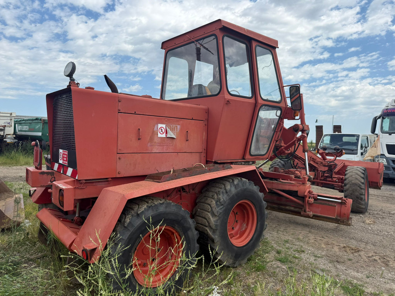 O&K G8 Motor Grader - Tiehöylä: kuva O&K G8 Motor Grader - Tiehöylä O&K G8 Motor Grader - Tiehöylä: kuva O&K G8 Motor Grader - Tiehöylä