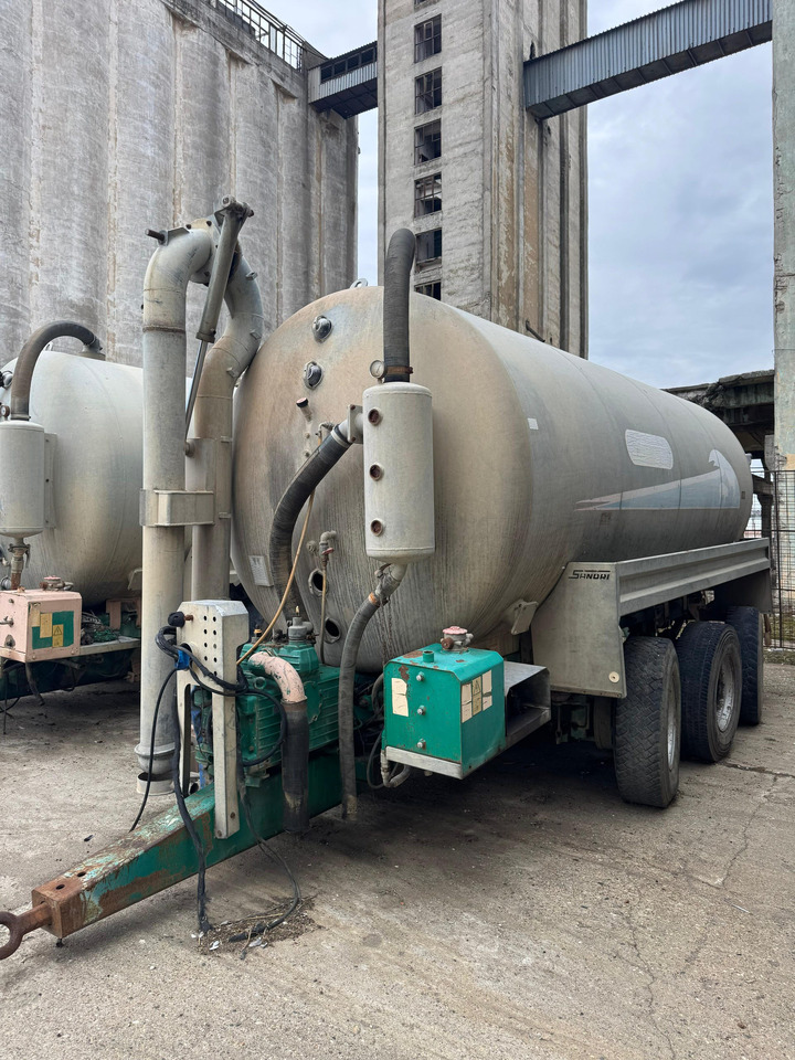 Sandri Manure spreading tank - Lietevaunu: kuva Sandri Manure spreading tank - Lietevaunu Sandri Manure spreading tank - Lietevaunu: kuva Sandri Manure spreading tank - Lietevaunu