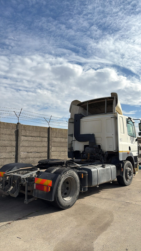 DAF CF 85.43 Tractor Head - Vetopöytäauto: kuva DAF CF 85.43 Tractor Head - Vetopöytäauto DAF CF 85.43 Tractor Head - Vetopöytäauto: kuva DAF CF 85.43 Tractor Head - Vetopöytäauto