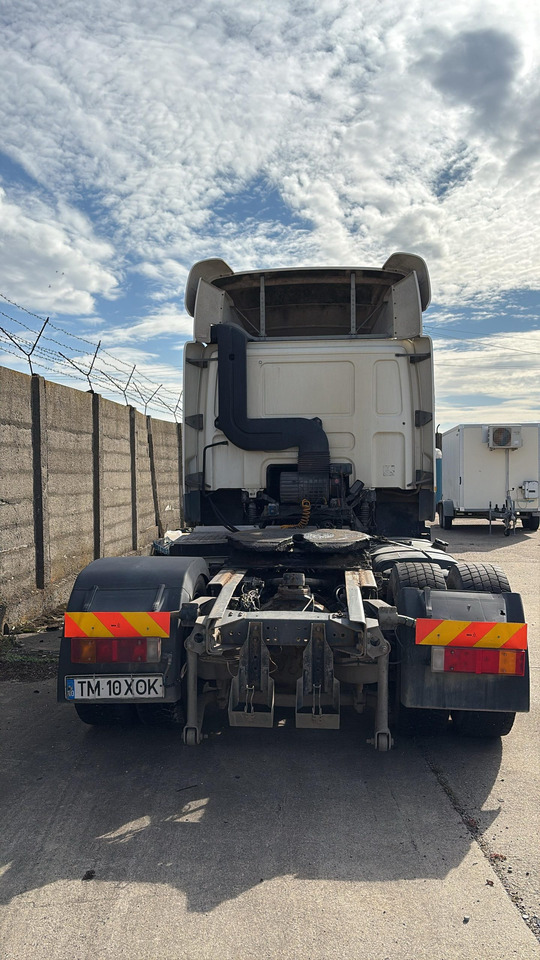 DAF CF 85.43 Tractor Head - Vetopöytäauto: kuva DAF CF 85.43 Tractor Head - Vetopöytäauto DAF CF 85.43 Tractor Head - Vetopöytäauto: kuva DAF CF 85.43 Tractor Head - Vetopöytäauto