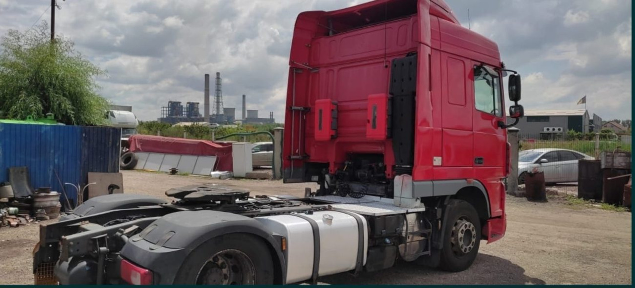 DAF XF 105.460 Automat - Vetopöytäauto: kuva DAF XF 105.460 Automat - Vetopöytäauto DAF XF 105.460 Automat - Vetopöytäauto: kuva DAF XF 105.460 Automat - Vetopöytäauto