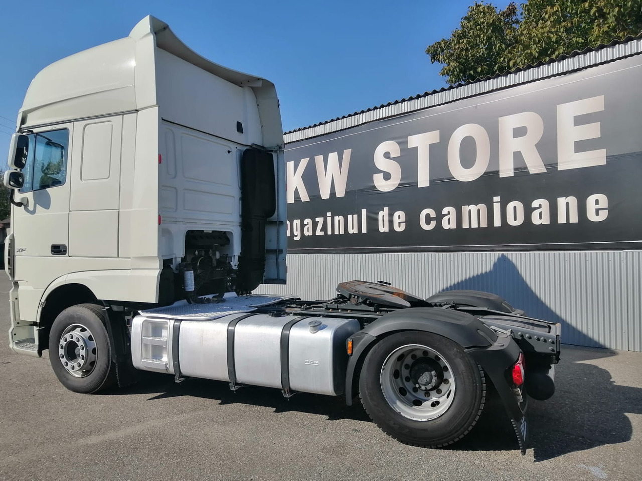 DAF XF 106.480 Super Space Cab - Vetopöytäauto: kuva DAF XF 106.480 Super Space Cab - Vetopöytäauto DAF XF 106.480 Super Space Cab - Vetopöytäauto: kuva DAF XF 106.480 Super Space Cab - Vetopöytäauto