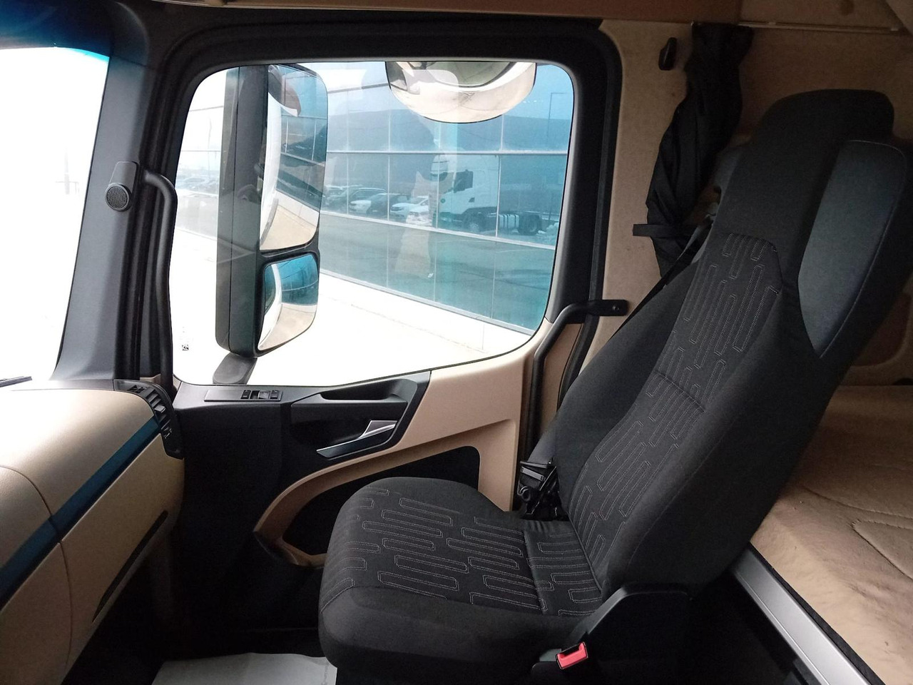 Vetopöytäauto Mercedes-Benz Actros 1845 LS, FULL ADR+PTO, STANDKLIMA, TOP !!!: kuva Vetopöytäauto Mercedes-Benz Actros 1845 LS, FULL ADR+PTO, STANDKLIMA, TOP !!!