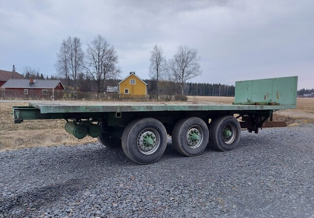 JALKALAVAKÄRRY - 3-akselinen ILMA-ALUSTAINEN KÄRRY MONEEN KÄYTTÖÖN - Maatalous lavaperävaunu: kuva JALKALAVAKÄRRY - 3-akselinen ILMA-ALUSTAINEN KÄRRY MONEEN KÄYTTÖÖN - Maatalous lavaperävaunu JALKALAVAKÄRRY - 3-akselinen ILMA-ALUSTAINEN KÄRRY MONEEN KÄYTTÖÖN - Maatalous lavaperävaunu: kuva JALKALAVAKÄRRY - 3-akselinen ILMA-ALUSTAINEN KÄRRY MONEEN KÄYTTÖÖN - Maatalous lavaperävaunu