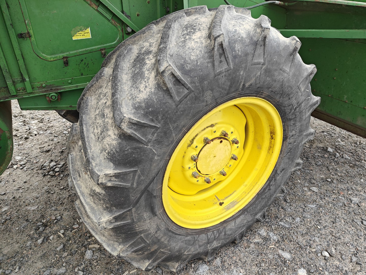 Leasing JOHN DEERE 925 leikkuupuimuri JOHN DEERE 925 leikkuupuimuri: kuva Leasing JOHN DEERE 925 leikkuupuimuri JOHN DEERE 925 leikkuupuimuri Leasing JOHN DEERE 925 leikkuupuimuri JOHN DEERE 925 leikkuupuimuri: kuva Leasing JOHN DEERE 925 leikkuupuimuri JOHN DEERE 925 leikkuupuimuri