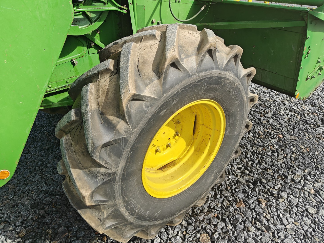 Leasing JOHN DEERE 942 JOHN DEERE 942: kuva Leasing JOHN DEERE 942 JOHN DEERE 942