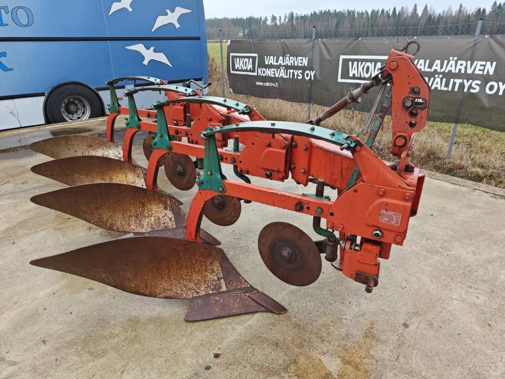 KVERNELAND AB85 4-siipinen sarka-aura - Aura: kuva KVERNELAND AB85 4-siipinen sarka-aura - Aura KVERNELAND AB85 4-siipinen sarka-aura - Aura: kuva KVERNELAND AB85 4-siipinen sarka-aura - Aura