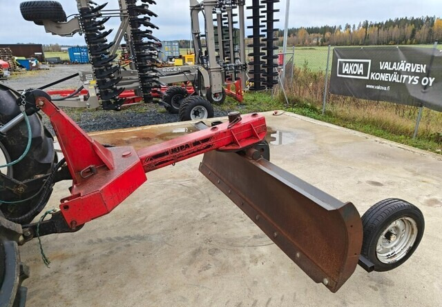 Kipa 245cm perälevy - hydraulinen - VIDEO - Puskulevy: kuva Kipa 245cm perälevy - hydraulinen - VIDEO - Puskulevy Kipa 245cm perälevy - hydraulinen - VIDEO - Puskulevy: kuva Kipa 245cm perälevy - hydraulinen - VIDEO - Puskulevy
