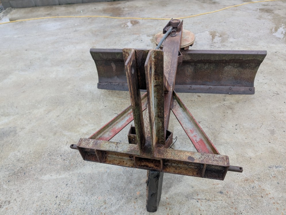 Perälevy 184cm ympäripyörivä - Maatalouskoneet: kuva Perälevy 184cm ympäripyörivä - Maatalouskoneet Perälevy 184cm ympäripyörivä - Maatalouskoneet: kuva Perälevy 184cm ympäripyörivä - Maatalouskoneet