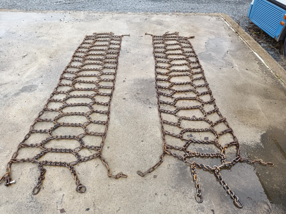 Piikkiketjut 16.9x24 - vahvuus 11mm - Maatalouskoneet: kuva Piikkiketjut 16.9x24 - vahvuus 11mm - Maatalouskoneet Piikkiketjut 16.9x24 - vahvuus 11mm - Maatalouskoneet: kuva Piikkiketjut 16.9x24 - vahvuus 11mm - Maatalouskoneet