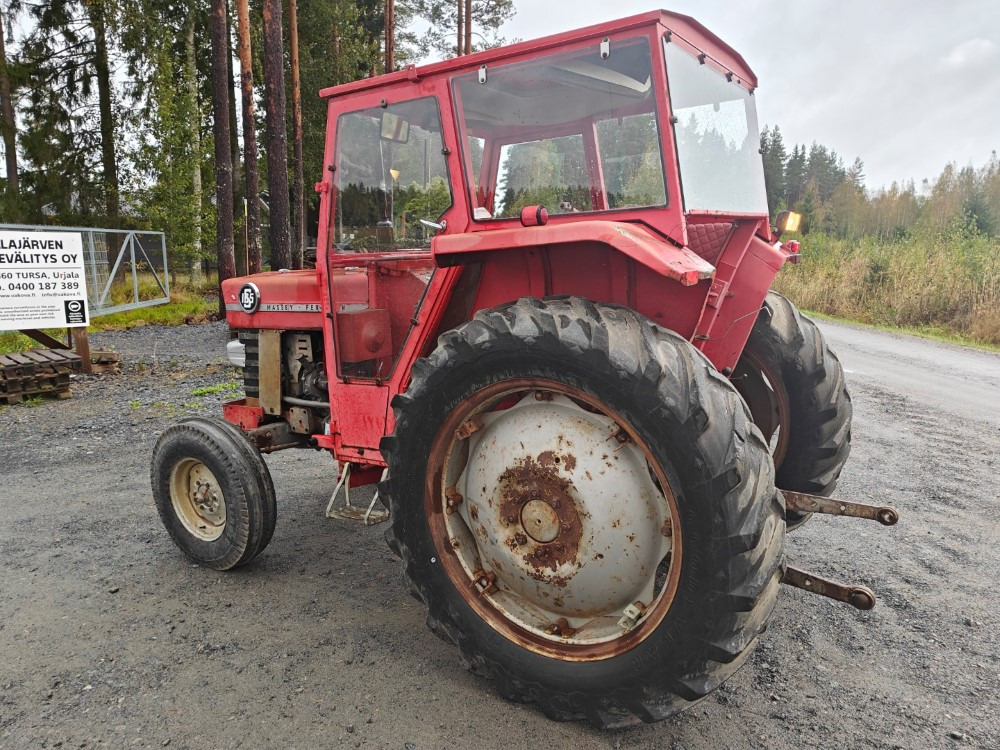 Massey Ferguson 165S Lisähydrauliikalla, katso video! - Traktori: kuva Massey Ferguson 165S Lisähydrauliikalla, katso video! - Traktori Massey Ferguson 165S Lisähydrauliikalla, katso video! - Traktori: kuva Massey Ferguson 165S Lisähydrauliikalla, katso video! - Traktori
